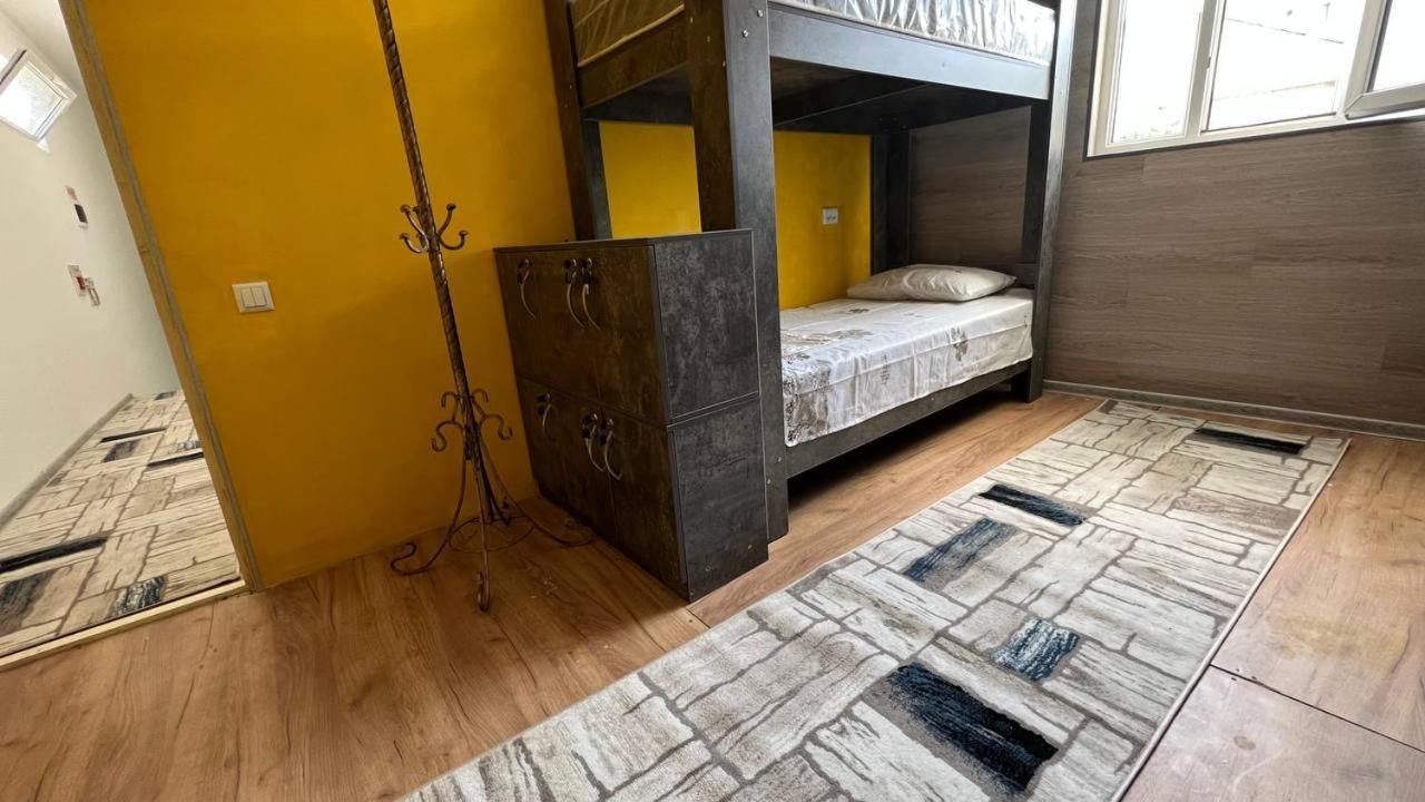 Hostel L&K Tasjkent Eksteriør bilde